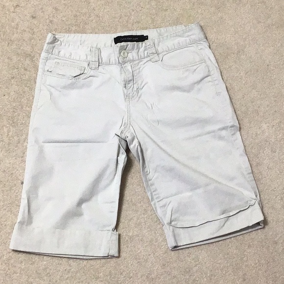 CALVIN KLEIN BERMUDAS - Picture 1 of 4